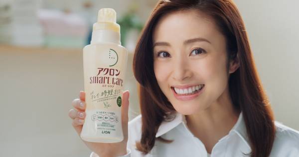 上戸彩、普段着には「洗いやすい服を選びます」　洗濯についても語る　