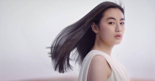 八木莉可子、念願のシャンプーCM出演に喜び「ずっと自分の夢でもあった」