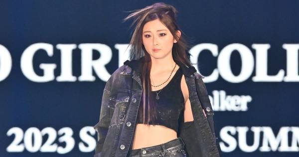 ゆうちゃみ、超ミニボトムで美脚あらわ　デコルテ＆ウエストも披露