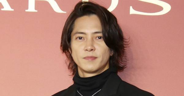 山下智久、「秘密の恋はされていますか?」質問に微笑み「映画では恋を…」