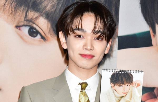 宮世琉弥、季節のアイコンになりきったカレンダー「過去一ビジュがイイ!」