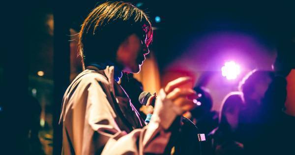 シティポップカバーで話題の夕七、初オリジナル楽曲をイベントで生歌唱