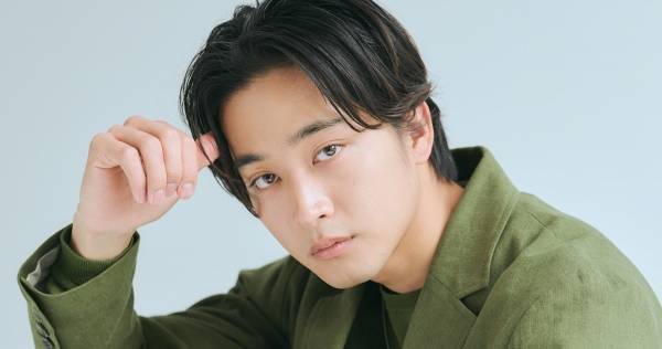 佐藤寛太、“座長”稲垣吾郎の姿勢に感銘「ついていきたい」 舞台『サンソン』の稽古秘話や役作り語る