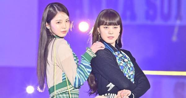 NiziU・AYAKA＆NINA、GirlsAwardトップバッターで堂々ランウェイ