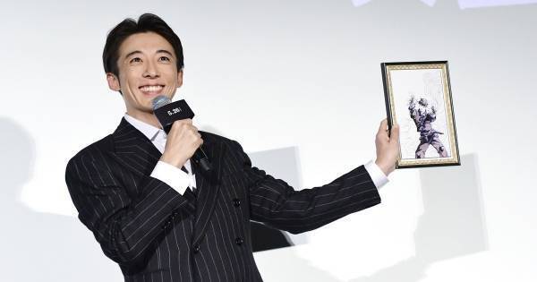 高橋一生、荒木飛呂彦氏からのサプライズプレゼントに感無量「家で泣きます」