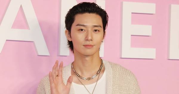 パク・ソジュン、シャネルのショーに来場「とてもエキサイティング!」