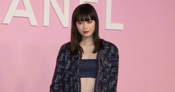 茅島みずき、引き締まったウエスト披露　シャネルのセットアップ姿で魅了