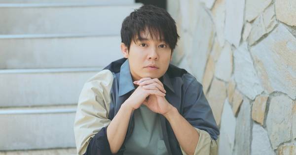 小出恵介、主演舞台で老後を考える「心の準備に」 結婚後の変化や二拠点生活も語る