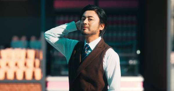 山田孝之、初の監督兼主演CMで“大富豪”に「どうなるかなと思いつつ…」