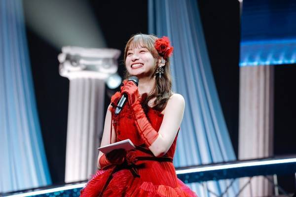 日向坂46・影山優佳、卒業セレモニーで涙「この1期生じゃなかったら頑張れてなかった」