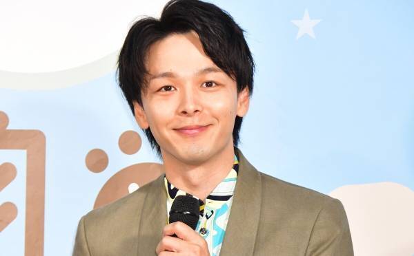 中村倫也「ギャップにキュンとします!」と世界最小のネコにメロメロ