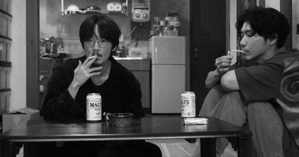 綾野剛、柄本佑と“かつて愛した同じ女性”に思いを馳せる　『花腐し』場面写真