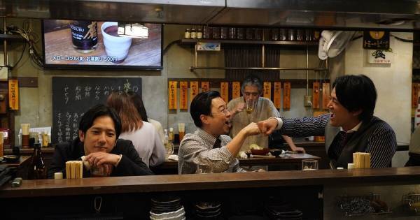 二宮和也、桐谷健太&浜野謙太と10分以上アドリブ合戦「どこまで本編で…」