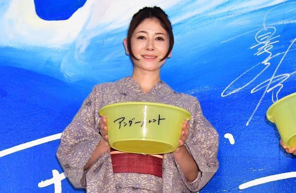 真木よう子、涼しげな浴衣姿で登場 夏の撮影で真冬の設定「ヤバかった」