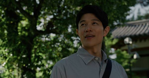 鈴木亮平、米留学時の“ハプニング”「タランチュラ大量発生」「ブーツに…」