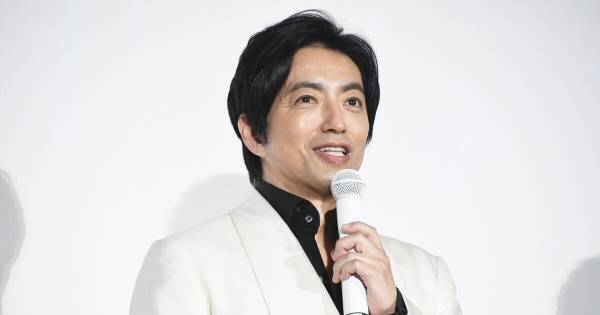 大沢たかお、1カ月半で歩いたのは“7歩ぐらい” 『沈黙の艦隊』撮影期間「ずっと真っ暗…」