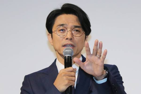 井ノ原快彦「どうか落ち着いて」 ルール守らぬ記者への呼びかけに拍手起こる