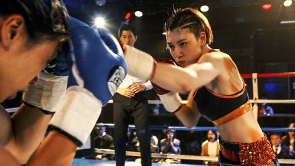 三吉彩花、ボクサー役で肉体改造　過酷なトレーニング映像公開「ギリギリでした」