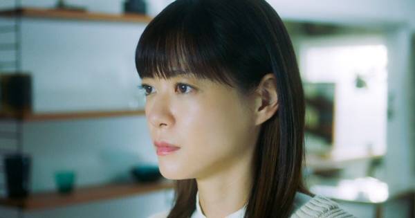 林遣都、怯える上野樹里を見かねて助けに入り…　映画『隣人X』本編映像