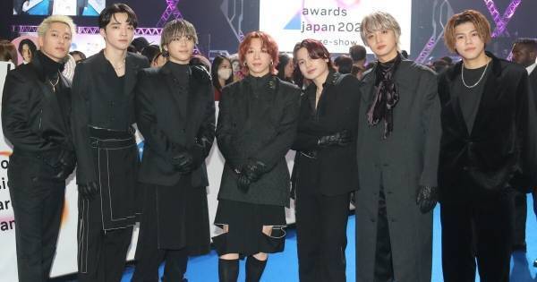 BE:FIRST、「MTV VMAJ」プレイベント登場　ブルーカーペットに緊張も「光栄です」