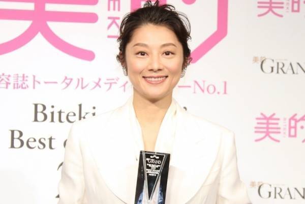 小池栄子、40代になって美容意識　MEGUMIが“師匠”「美容に詳しくて」