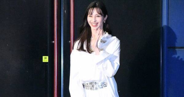 中条あやみ、劇場版『きみセカ』舞台挨拶にサプライズ登場「菅田将暉です!」