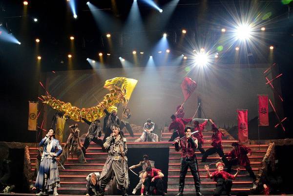 片寄涼太『HiGH&LOW THE 戦国』に感じるHIROの思い　水美舞斗は「男役で挑むのか…」