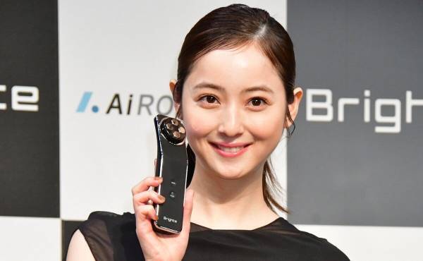 佐々木希、自信がある身体のパーツは「正直ありません。日々頑張っていて…｣