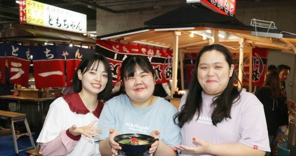 ぼる塾、「華大どんたく」の“屋台”ケータリングに感激「夢のよう」 華丸・大吉から刺激「私たちも…」