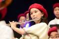 芳根京子、葉加瀬太郎の指揮でフルート演奏　子供達の楽器隊にドラえもん「感動しました!」