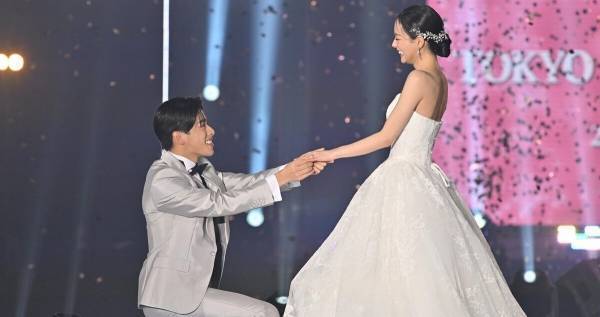 結婚発表のなこなこカップル、プロポーズは「お互い号泣」 活動休止は入籍準備のためだった