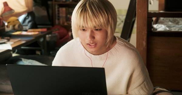 奥平大兼&鈴鹿央士、ゲームシーンの撮影は意外にアナログ? 「これまで経験したことのない…」