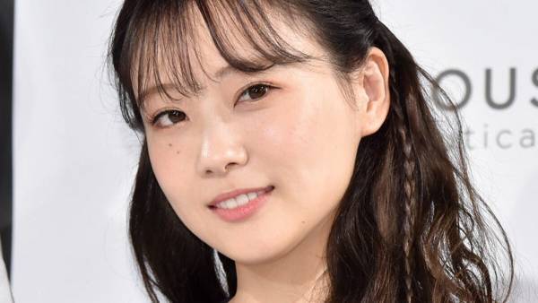 重盛さと美、セクシーな“大人”写真に絶賛の声「女神様」「色気半端ない!」