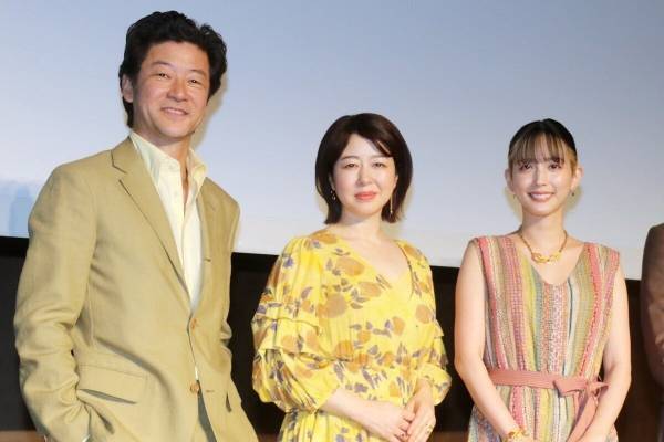 浅野忠信、堀内敬子との夫婦役「幸せでした」 お姫様抱っこするシーンも