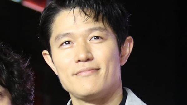 鈴木亮平&アバンギャルディのコラボダンスにコメント1,400件「表情管理すご!」