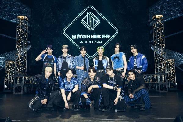 JO1、カラフルな髪色で魅了! 新曲ハーフミリオン突破に感謝「JAMの皆さんのおかげ」