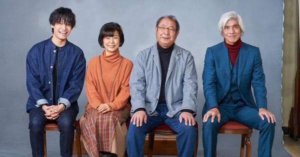 平泉成&Aぇ! group 佐野晶哉ら、家族写真風ショットでリラックスした表情