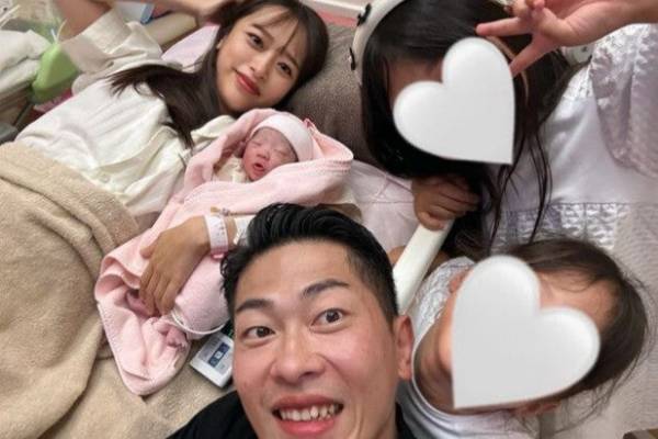 ジャンポケ太田、第3子誕生を報告　家族5人ショットに反響「素敵な家族」