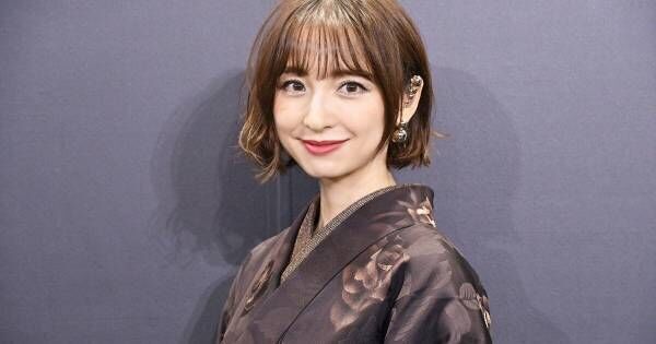 篠田麻里子、“しなやかさ”を軸に育児と仕事を両立　美しくいるための秘訣は「自分を大切に」