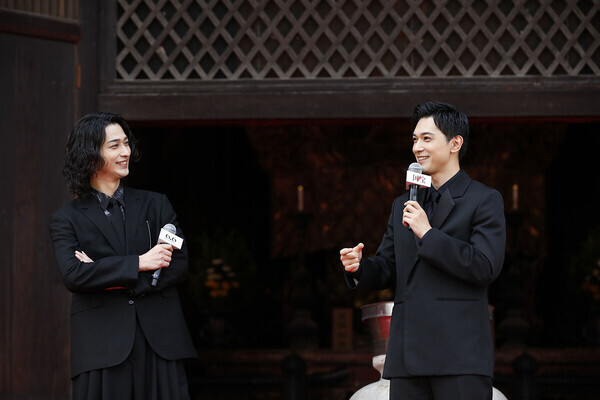 吉沢亮らが登壇、映画『国宝』のジャパンプレミアが世界遺産・東寺で開催