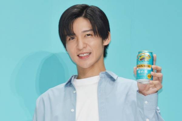 Snow Man目黒蓮、「晴れ風」大ヒットに感謝　内村光良・今田美桜らと笑顔で乾杯