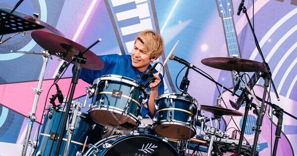 17LIVE初のプロライバー鈴木龍二、台湾のイベントで熱いステージパフォーマンス披露