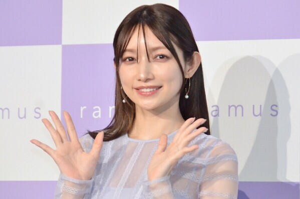 後藤真希、今までで一番好きなヘアスタイルは“金髪ボブ”「『LOVEマシーン』のMVで…」