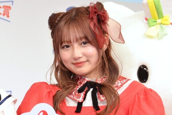 辻希美の長女・希空、大好きなハローキティと対面「幸せです」 猫耳ヘアでなりきる