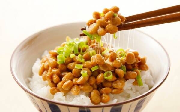 7月10日は「納豆の日」！美肌作りにいいのは大粒・小粒・ひきわり…どれ？
