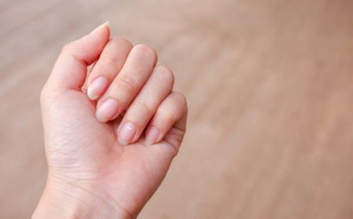 薬指の爪に 白い点 が出ると出会い運up 中指 小指の爪に出た場合は 年7月11日 ウーマンエキサイト 1 3