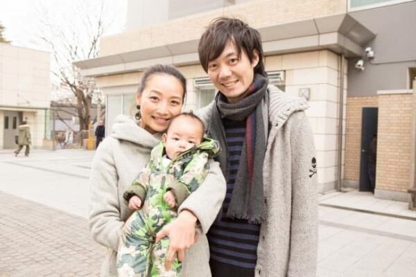 【スナップ】だっこひもの持ち歩きにひとワザ！ オシャレで使いやすい、子育てグッズの選び方♪