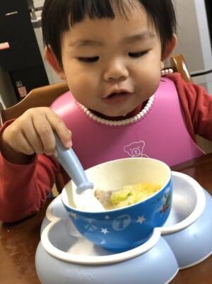 《ビョルンは食器もすごいんです！》感動のデザインで、子どもの「自分で食べたい」をサポート&amp;ママのお手入れも楽に♪