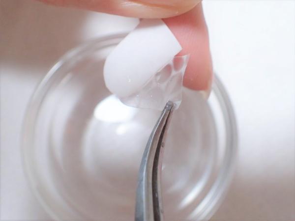 ウォーターネイルシールの使い方【マニキュアでセルフネイル】