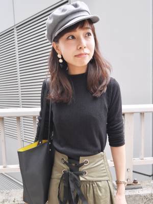 【おしゃれびとスナップ #14】トップスインで叶える大人の洗練コーデ